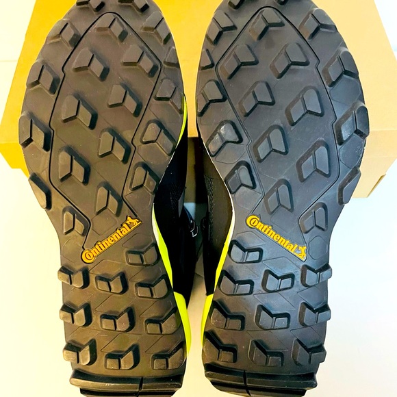 Adidas Men’s Terrex Skychaser Xt Mid GT - Picture 3 of 5